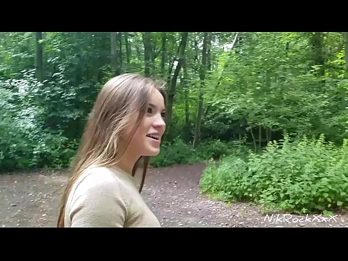 ❤️ Navrhl jsem Evelíně, abychom si to rozdali na veřejném místě! Řekla ano. Pak jsem ji ošukal do zadku a udělal se jí do pusy. Pak se vyčůrala. ☑ Super porno u nás ❤
