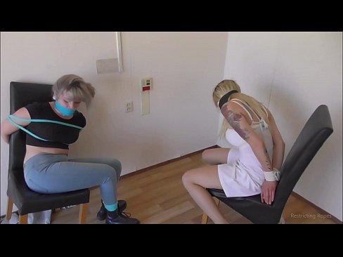 ❤️ Závislá / svázaná a s roubíkem / dáma v nesnázích ☑ Super porno u nás ❤