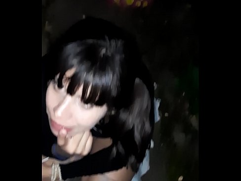 ❤️ Na ulici zduřelý penis výměnou za bonbóny ☑ Super porno u nás ❤